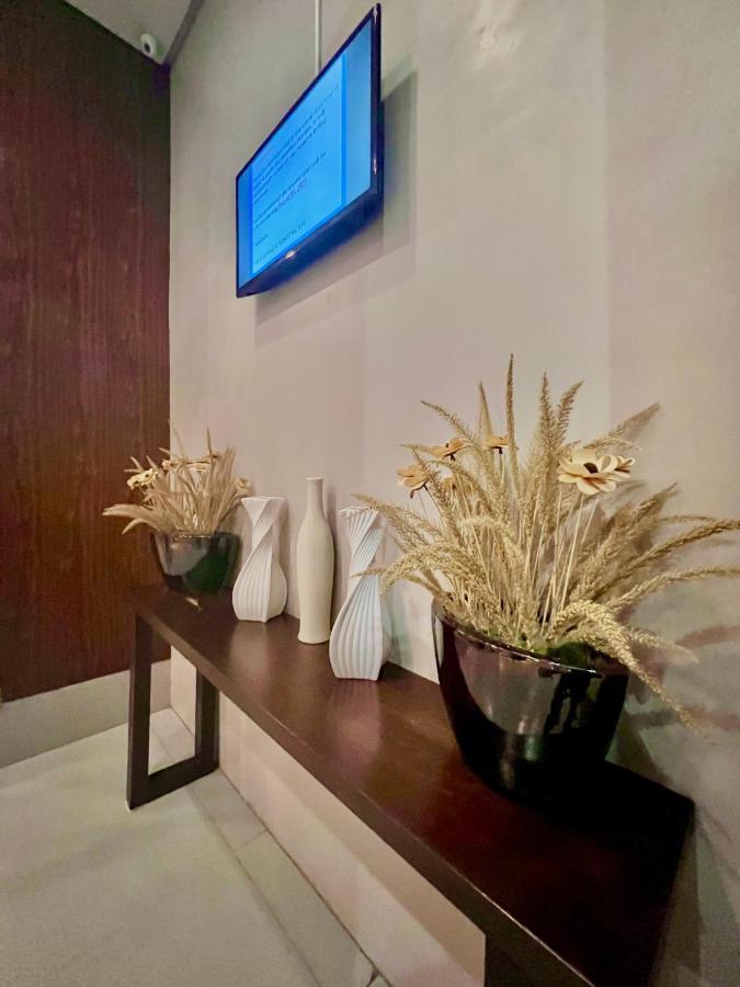 Makati Apartment *
